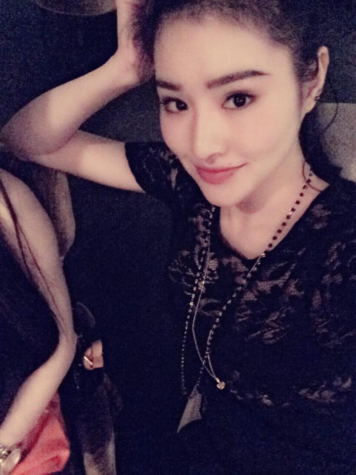 偷弄熟睡麻麻